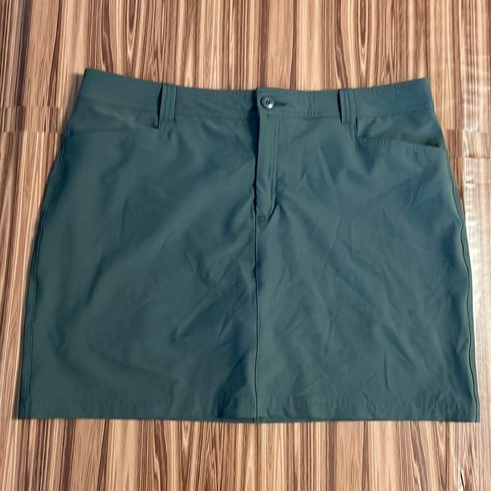 EDDIE Bauer Skort Size 14
